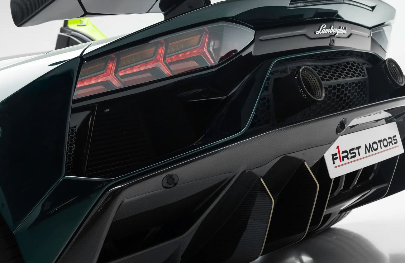 Lamborghini Aventador 6.5L V12 Naturally Aspirated Engine