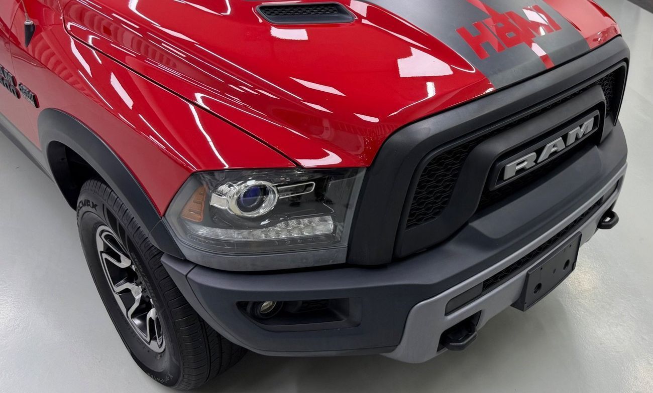 RAM 1500 REBEL Only 8000 km .. Brand new condition .. V8 .. 5,7 L .. HEMI
