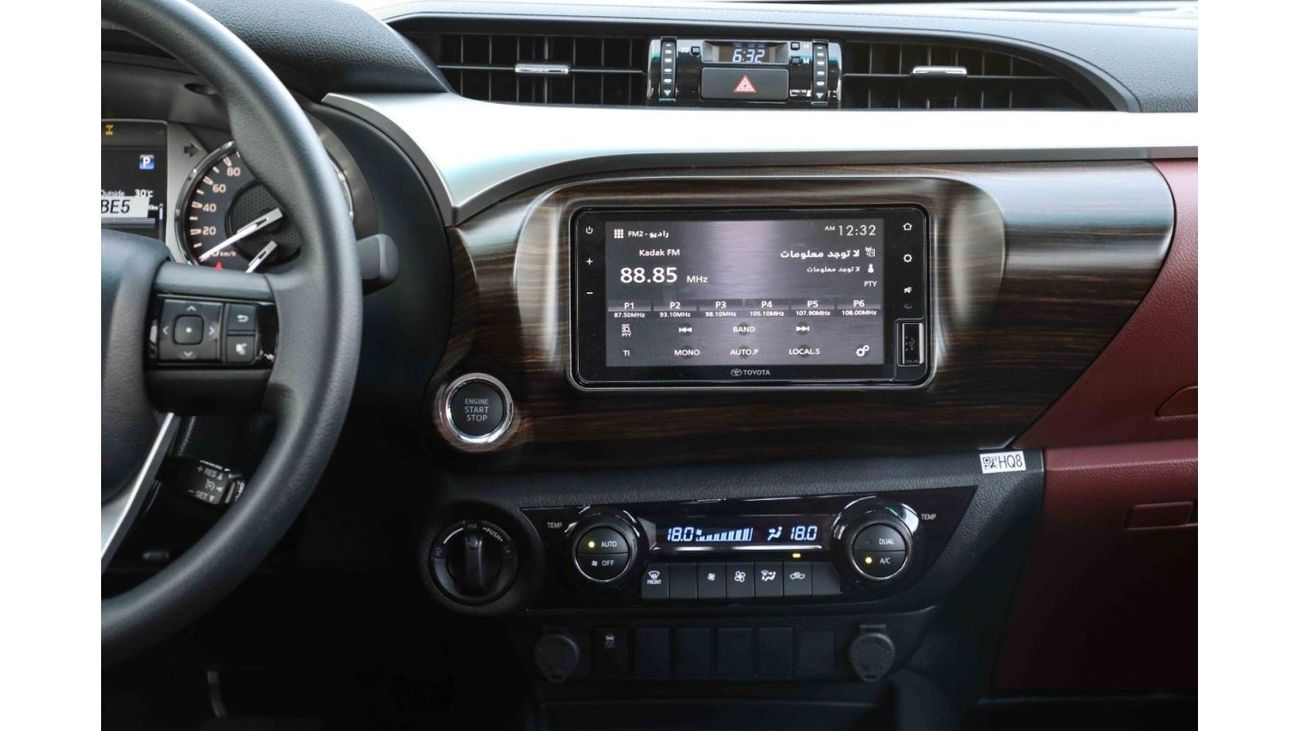 تويوتا هيلوكس 2024 تويوتا هايلكس 4x4 DC 2.7 HI - أبيض بلاتيني لؤلؤي مع كستنائي | تصدير فقط