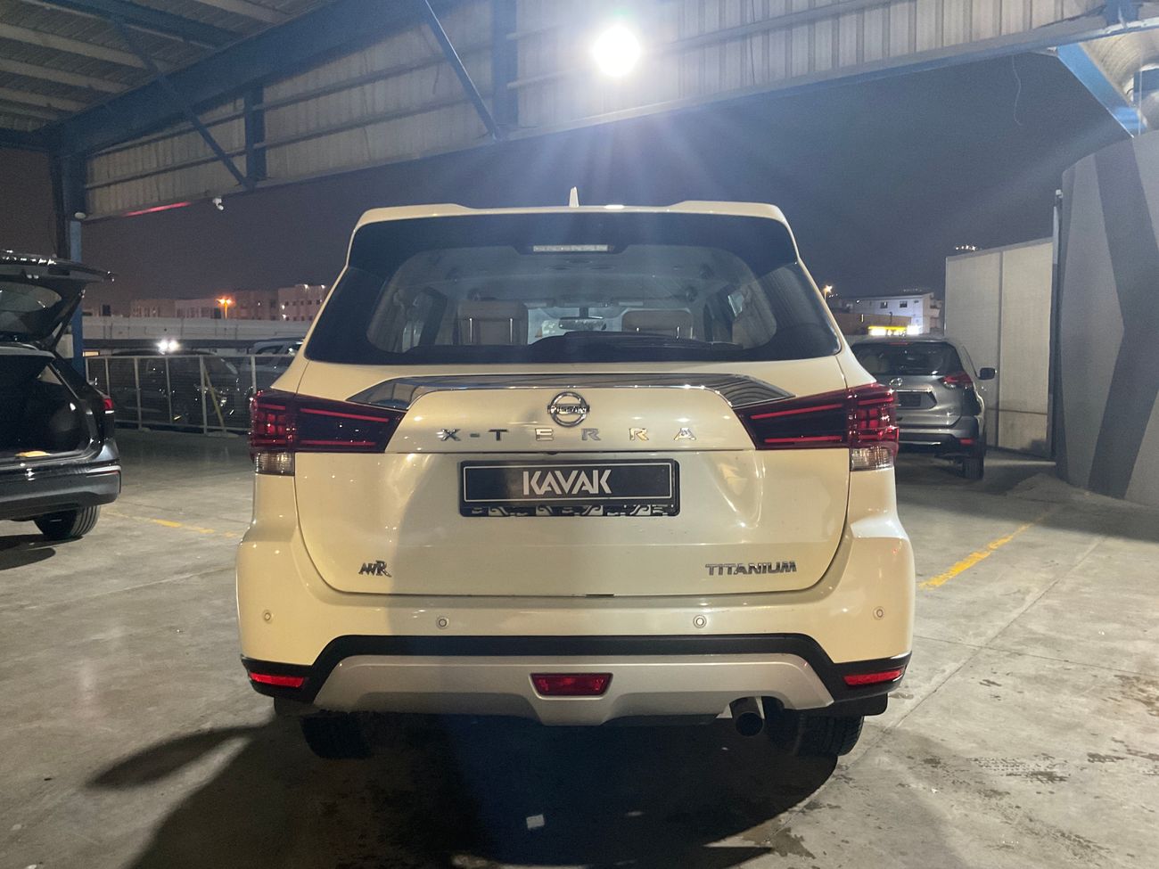 نيسان إكستيرا Titanium | شامل الضمان | 0 ﺪﻔﻋﺓ ﺃﻮﻟﻯ