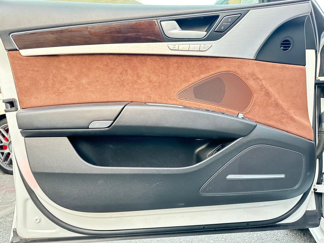 Audi A8 Audi A8L_Gcc_2017_Excellent_Condition _Full option