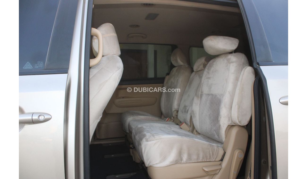 كيا كارنيفال كيا كرنفال 2016 خليجي بحالة ممتازة بدون صبغ بدون حوادث