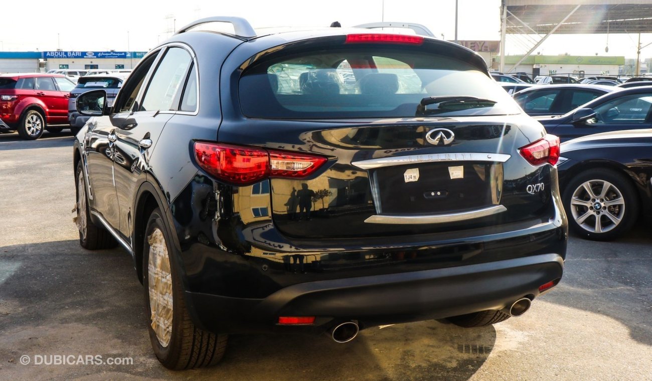 إنفينيتي QX70 GCC Brand New Gasoline Car