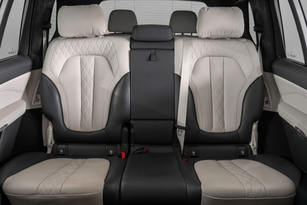 بي أم دبليو X7 40i M Sport Premium 3.0L