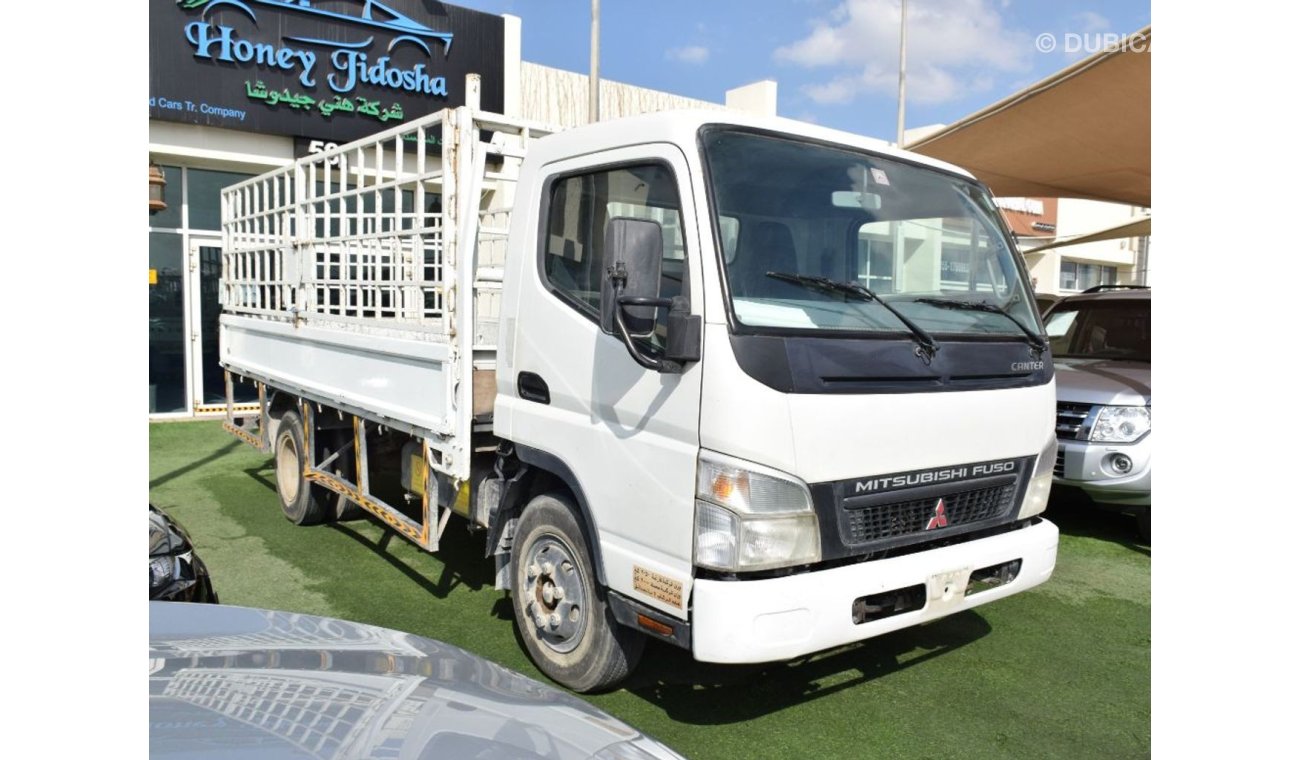 ميتسوبيشي كانتر PERFECT FOR TRANSPORTING! Mitsubishi CANTER 2013 Model!! in White Color! GCC Specs