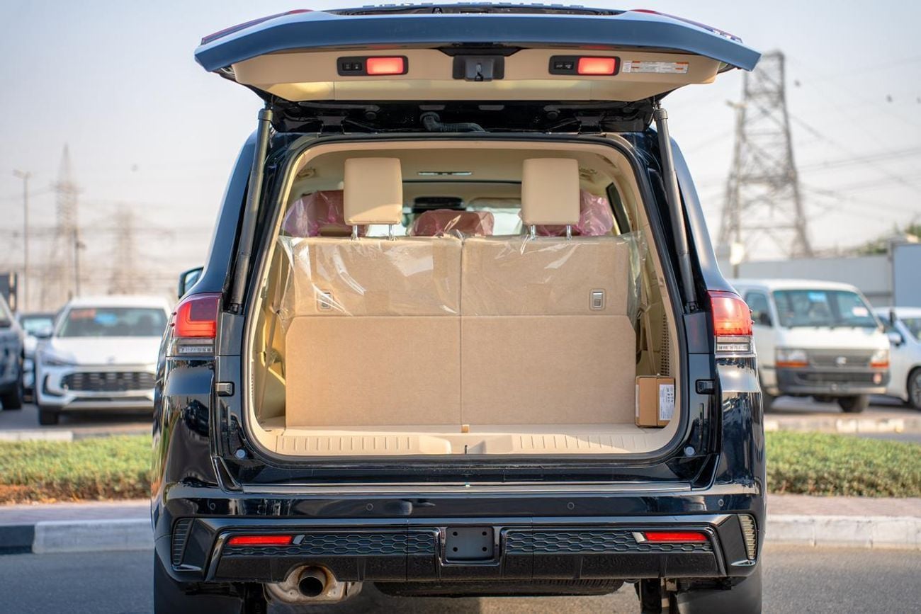 تويوتا لاند كروزر Land cruiser LC 300 VX 4.0L PETROL 2025 FULL OPTION