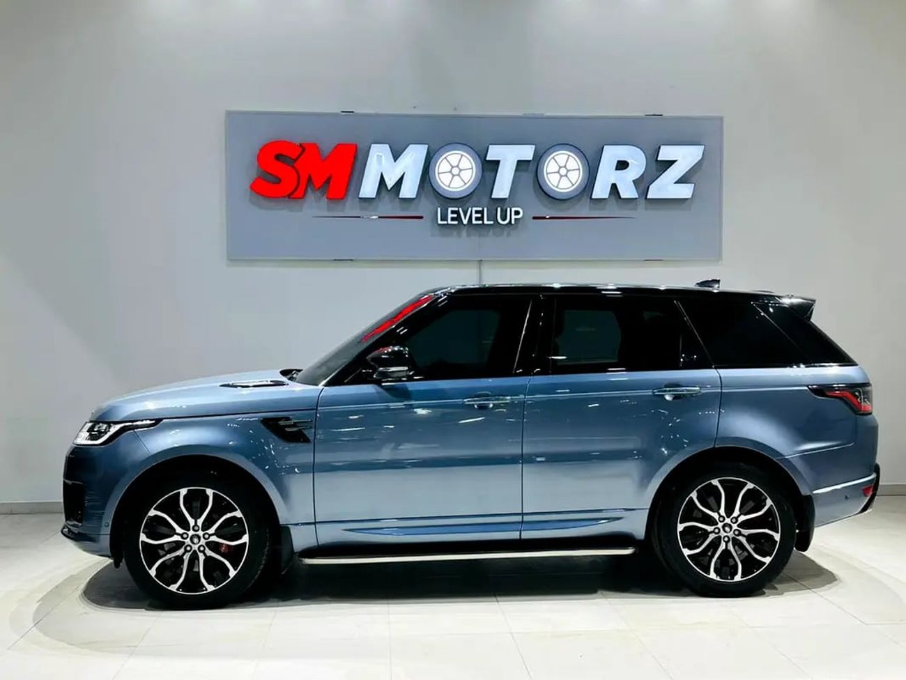Land Rover Range Rover Sport Autobiography Dynamic P525 5.0L RANGE ROVER SPORTS V8 SUPERCHARGED P525 HSE GCC UNDER AGENCY WARRANT