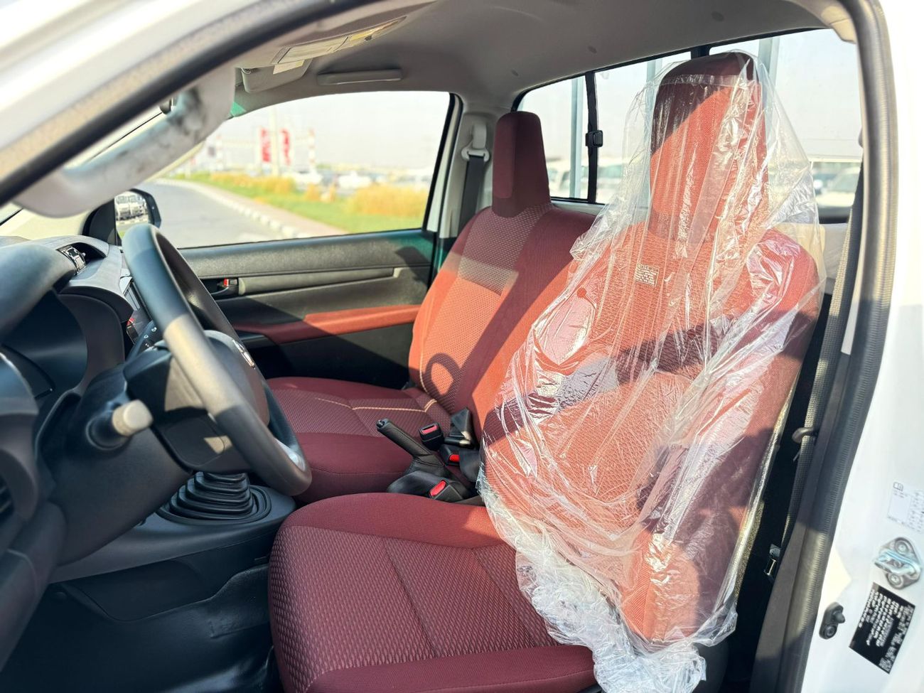 تويوتا هيلوكس GLX 2.7L Single Cab Utility 4WD M/T