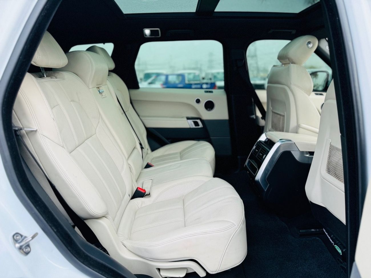 لاند روفر رينج روفر سبورت Range Rover sports Diesel RIGHT HAND DRIVE