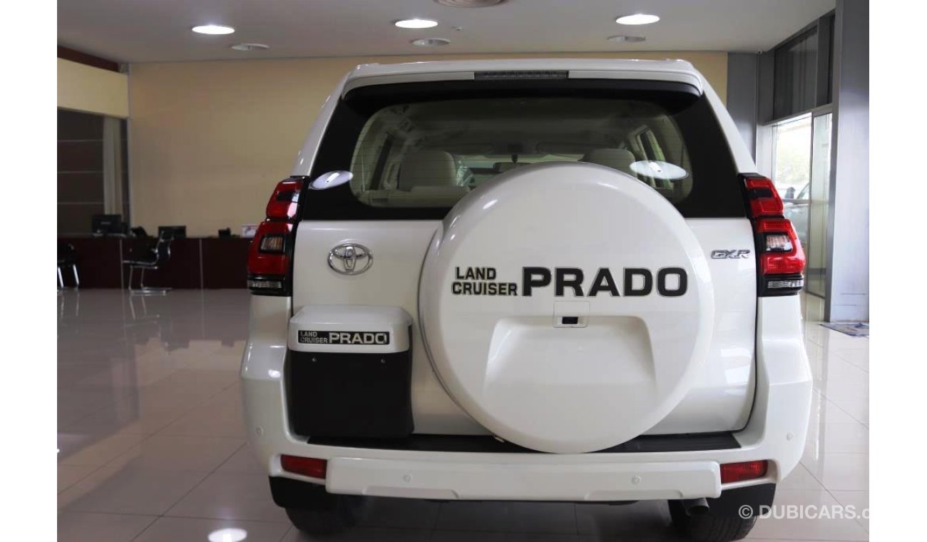 تويوتا برادو 4.0l GXR Petrol V6 7 seater Automatic Transmission for Export-2019 White Pearl inside Beige