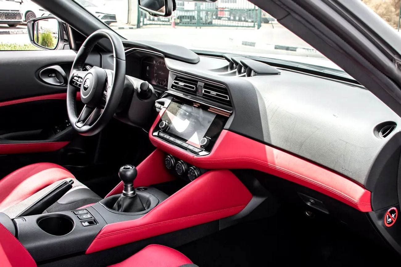 Nissan Z PERFORMANCE | GCC SPES | 3.0-L TWIN-TURBO | UNDER WARRANTY