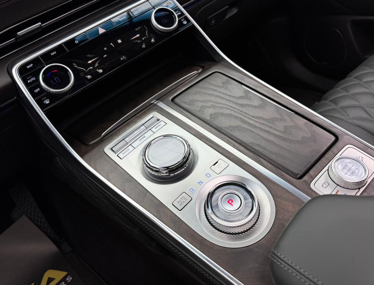 Genesis GV80 2023 Genesis GV80 Black Edition, 2028 Genesis Warranty + Service Pack, Low Km, GCC