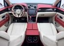 Bentley Bentayga STD 2019 Bentley Bentayga V8, 1 Year Warranty, Full Service History, Carbon Fibre Package, Japanese