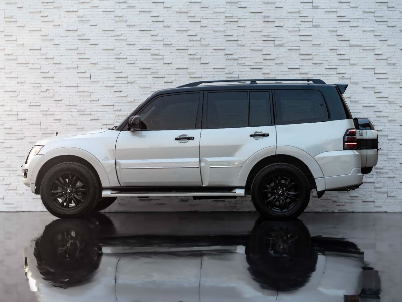 Mitsubishi Pajero 3.8L V6 Signature Edition