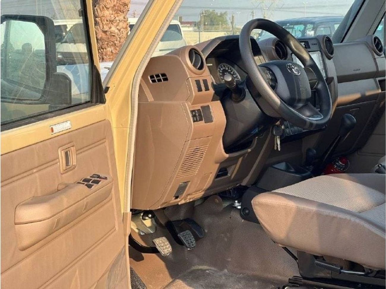 Toyota Land Cruiser Pick Up LC79 D/C 4.5L DSL M/T // STANDER OPTION WITH POWER WINDOWS // SPECIAL OFFER // BY FORMULA AUTO // FO