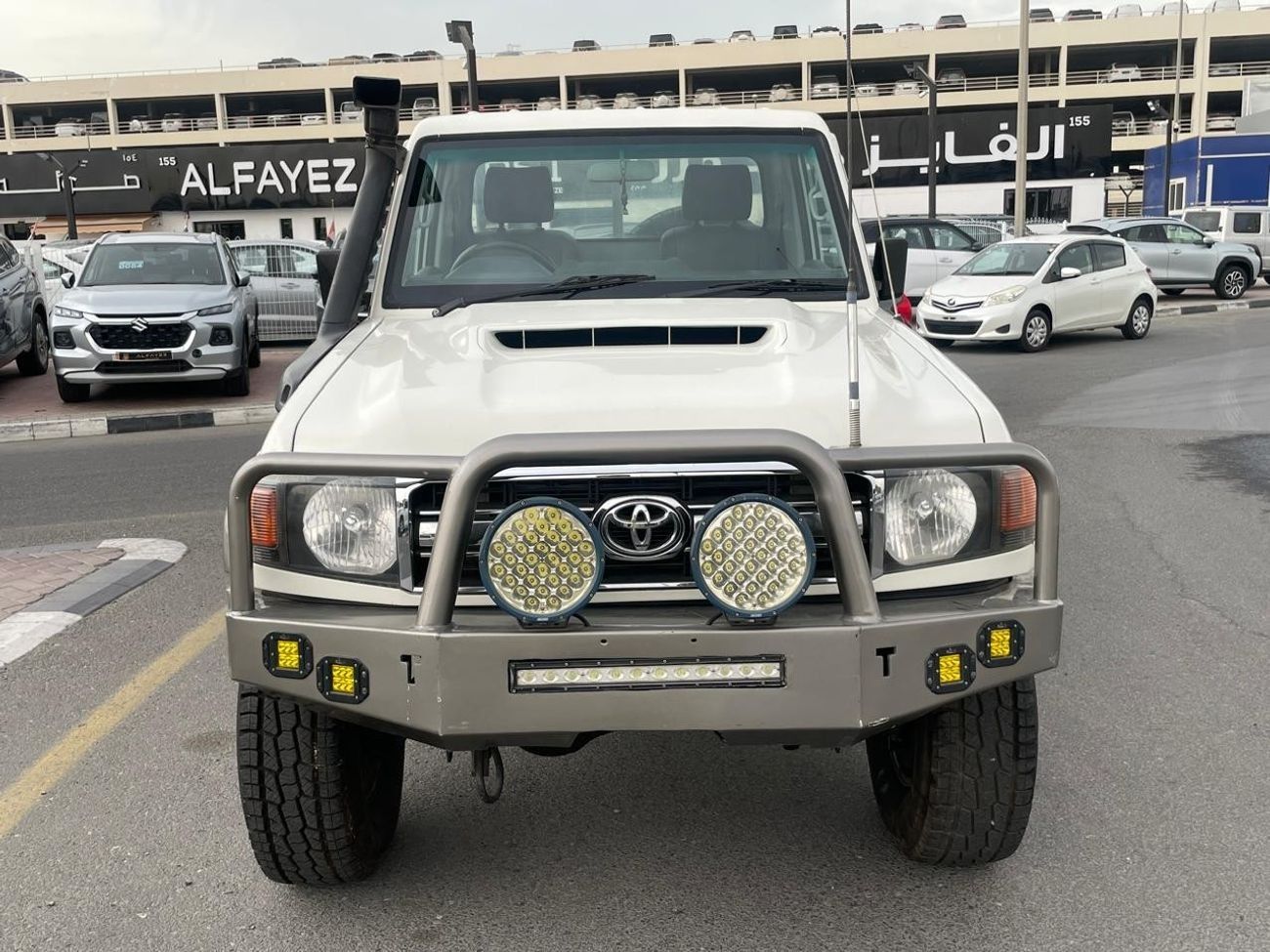 تويوتا لاند كروزر بيك آب diesel 4.5 liter manual gear right hand drive