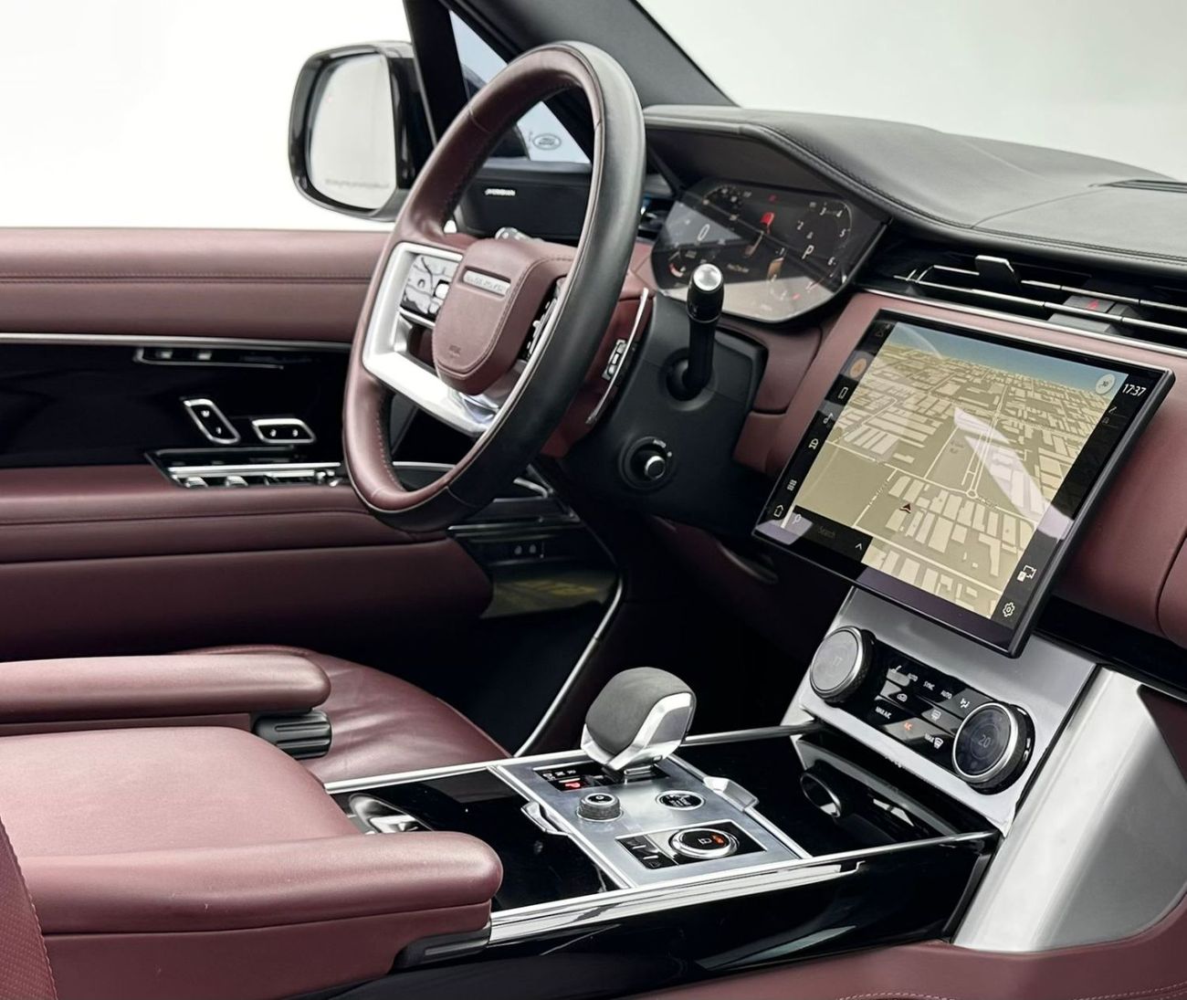 Land Rover Range Rover HSE P530 4.4L 2023 Land Rover Range Rover HSE P530, Aug/2028 Land Rover Warranty + Service Contract,