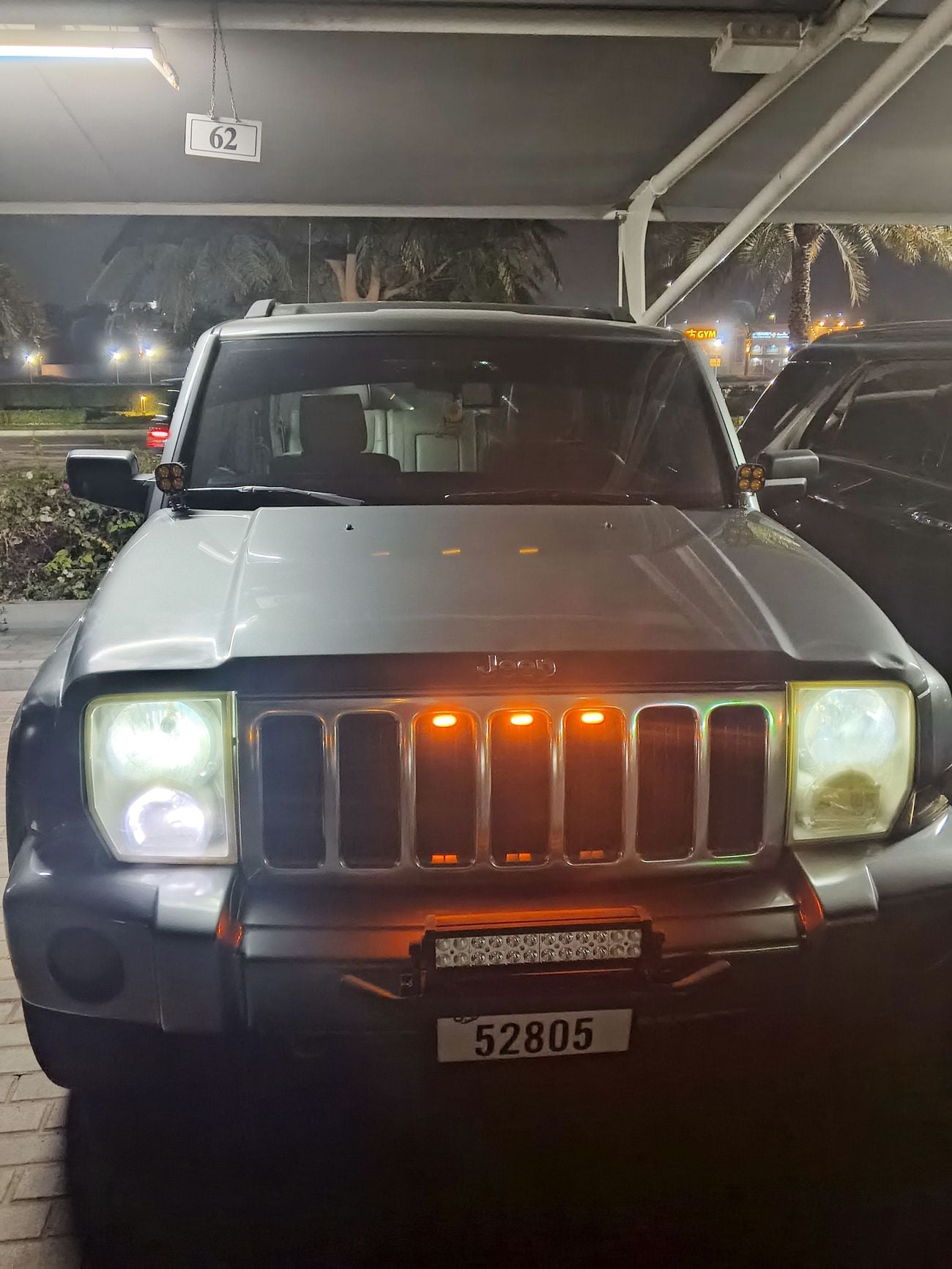 Jeep Commander V8 limited 4.7L