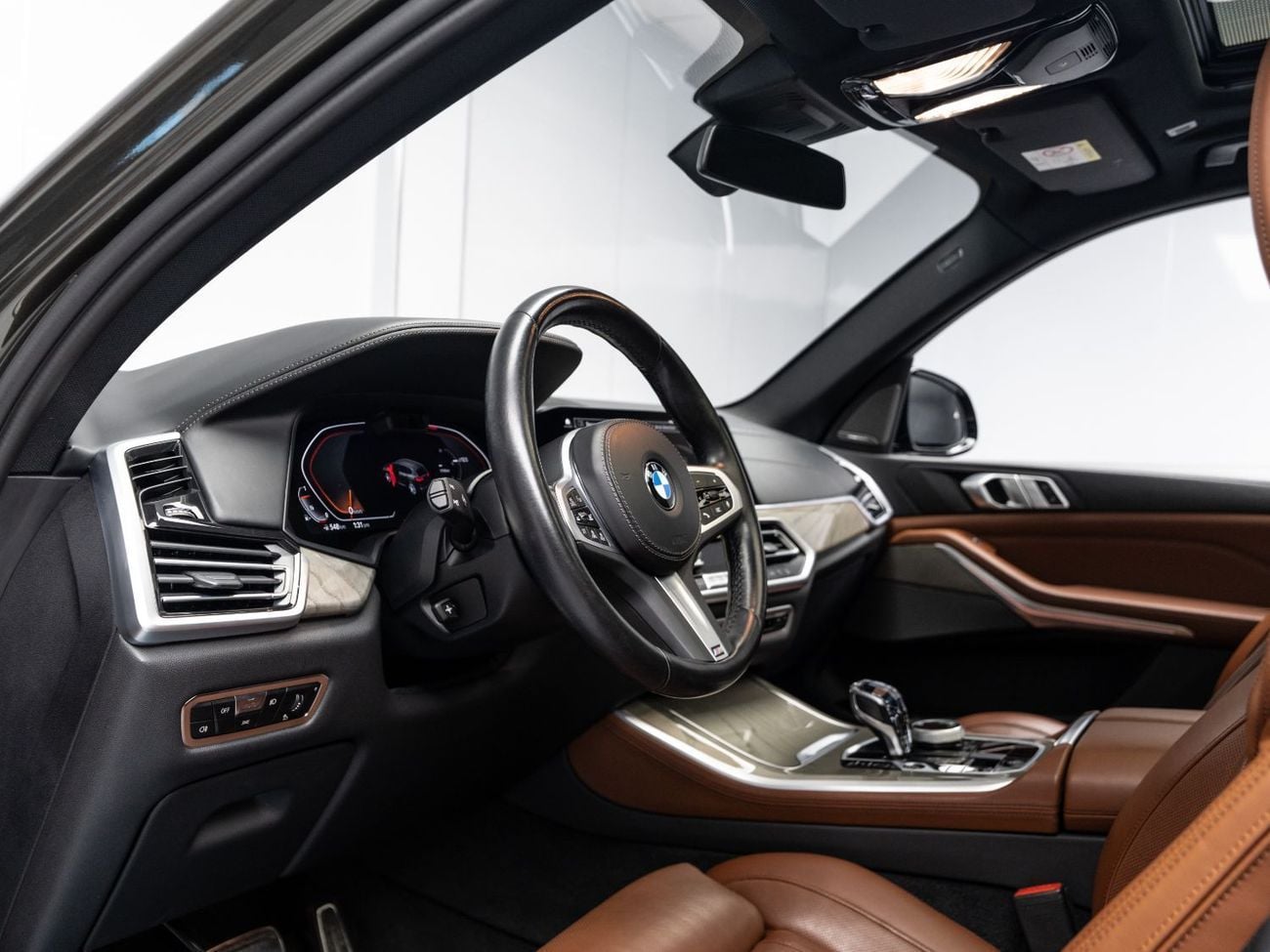 بي أم دبليو X5 40i M SPORT 40i M Sport 3.0L 2022 BMW X5 xDrive 40i, 3.0L TC I6, AWD, 340 bhp, 8 Speed Automatic