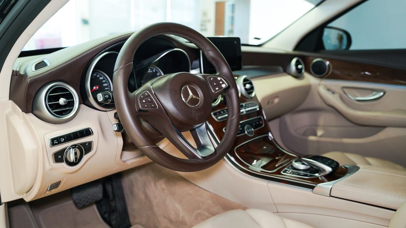 Mercedes Benz C200