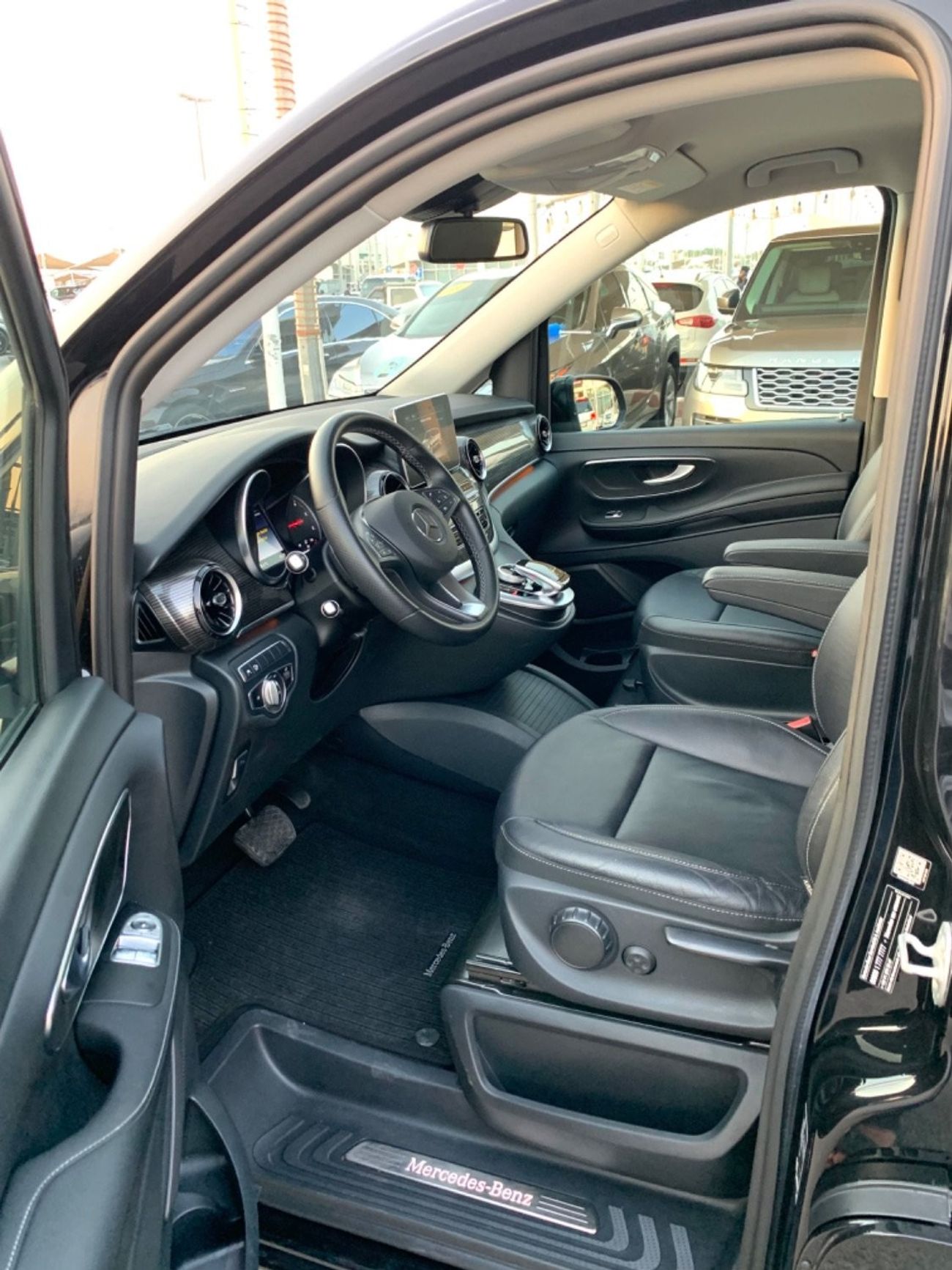 مرسيدس بنز V 300