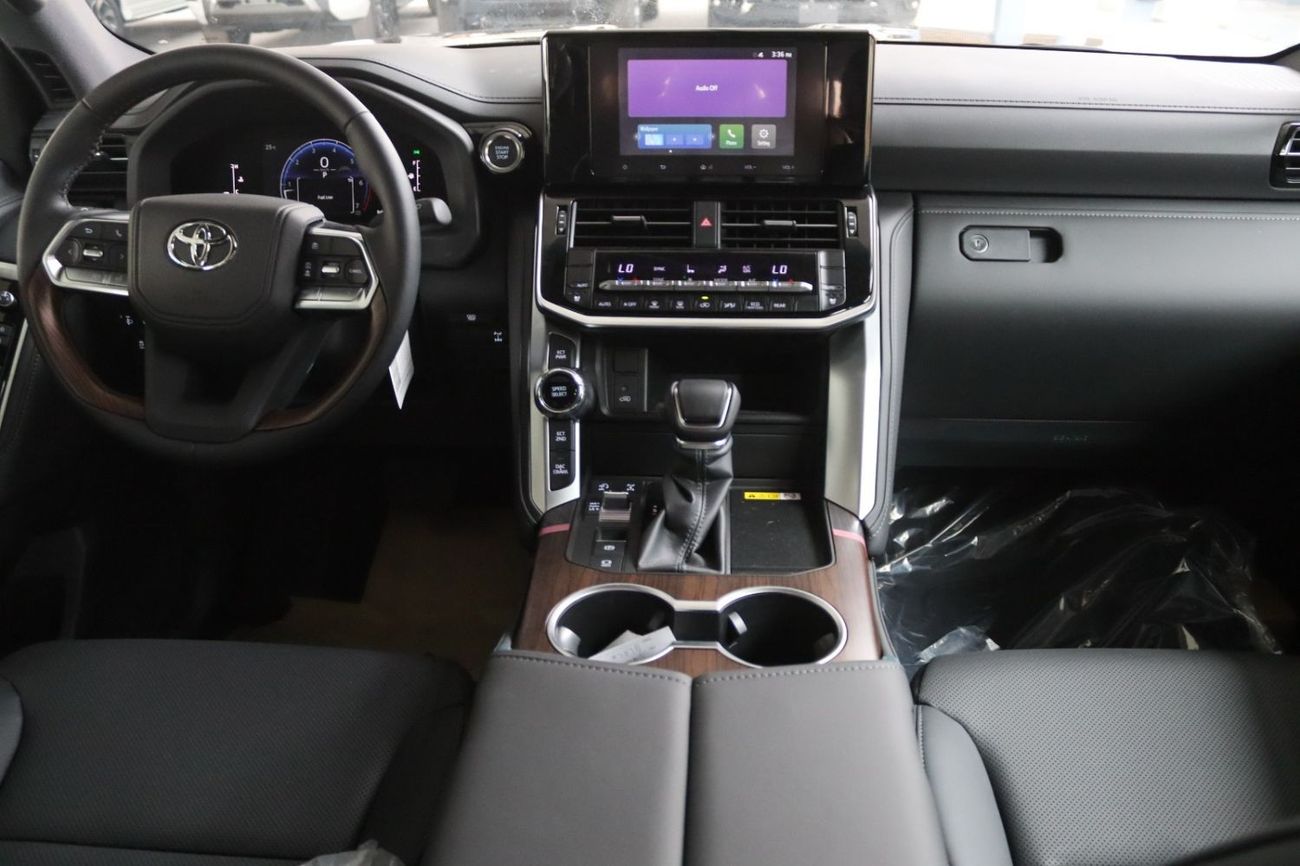 Toyota Land Cruiser 2025 LAND CRUISER 300 4.0 V6 VXE.s RADAR **EXPORT ONLY**التصدير فقط خارج الخليج***