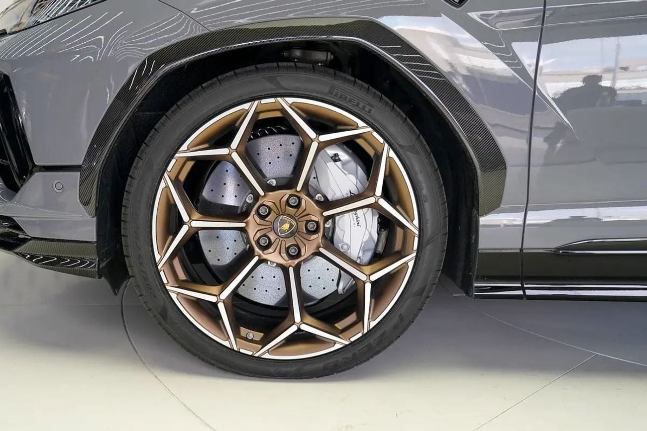 لامبورغيني اوروس PERFORMANTE 4.0T V8