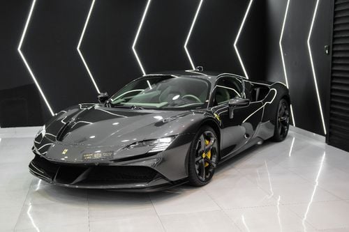 فيراري SF90 ستراديل JBL Audio, Very Low KM, Dealer Warranty + Service!!