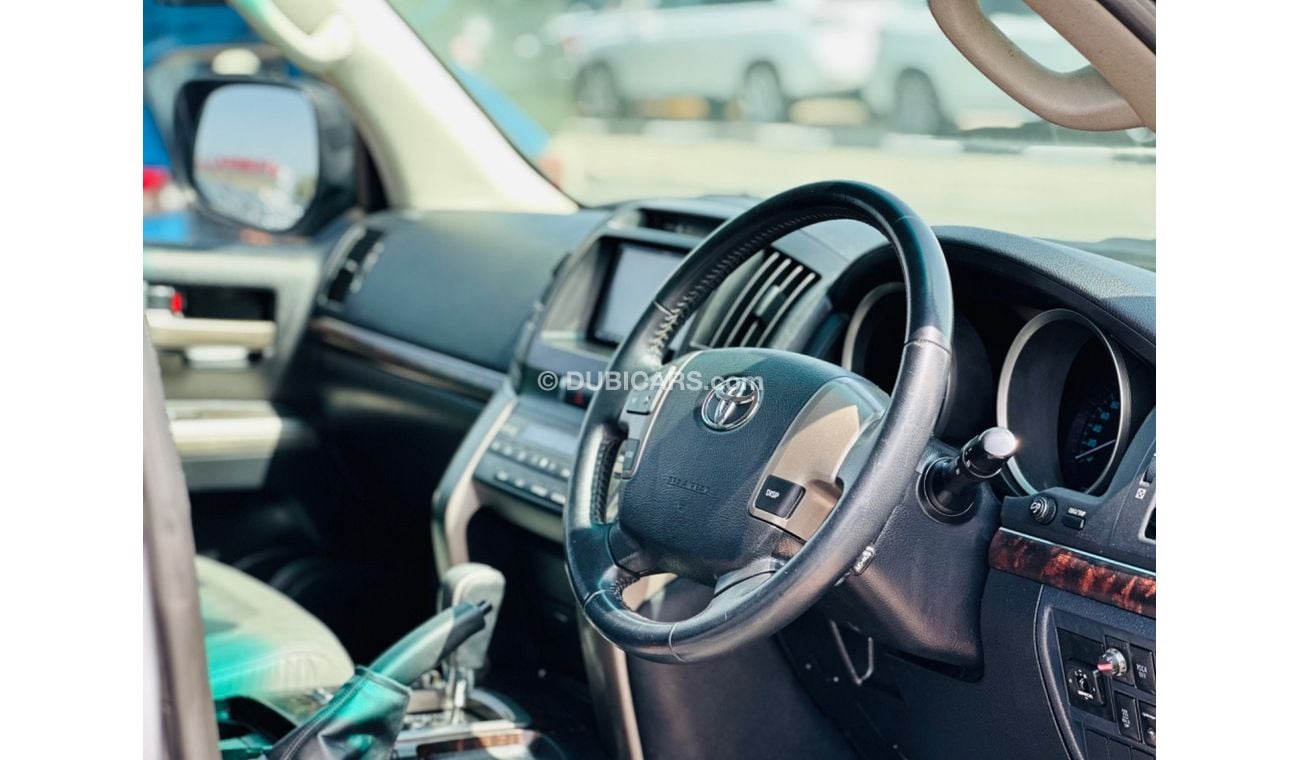 تويوتا لاند كروزر