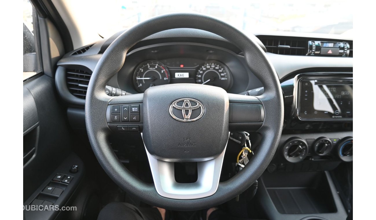 تويوتا هيلوكس Toyota Hilux 2.4L Diesel, Pickup, 4WD, 4Doors, M/T