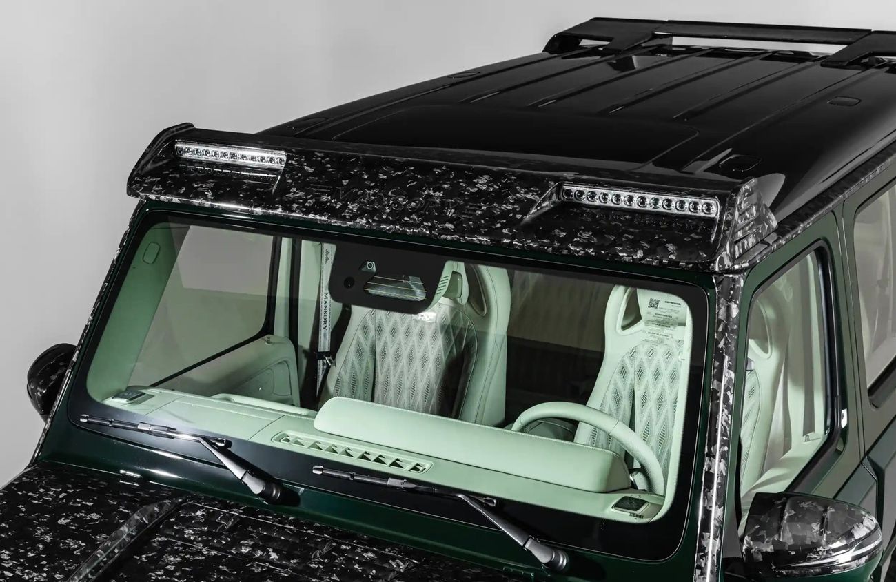 Mercedes-Benz G 63 AMG 4.0L V8 Twin-Turbocharged Engine