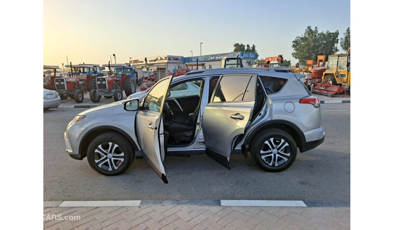 تويوتا راف ٤ TOYOTA RAV4 2018