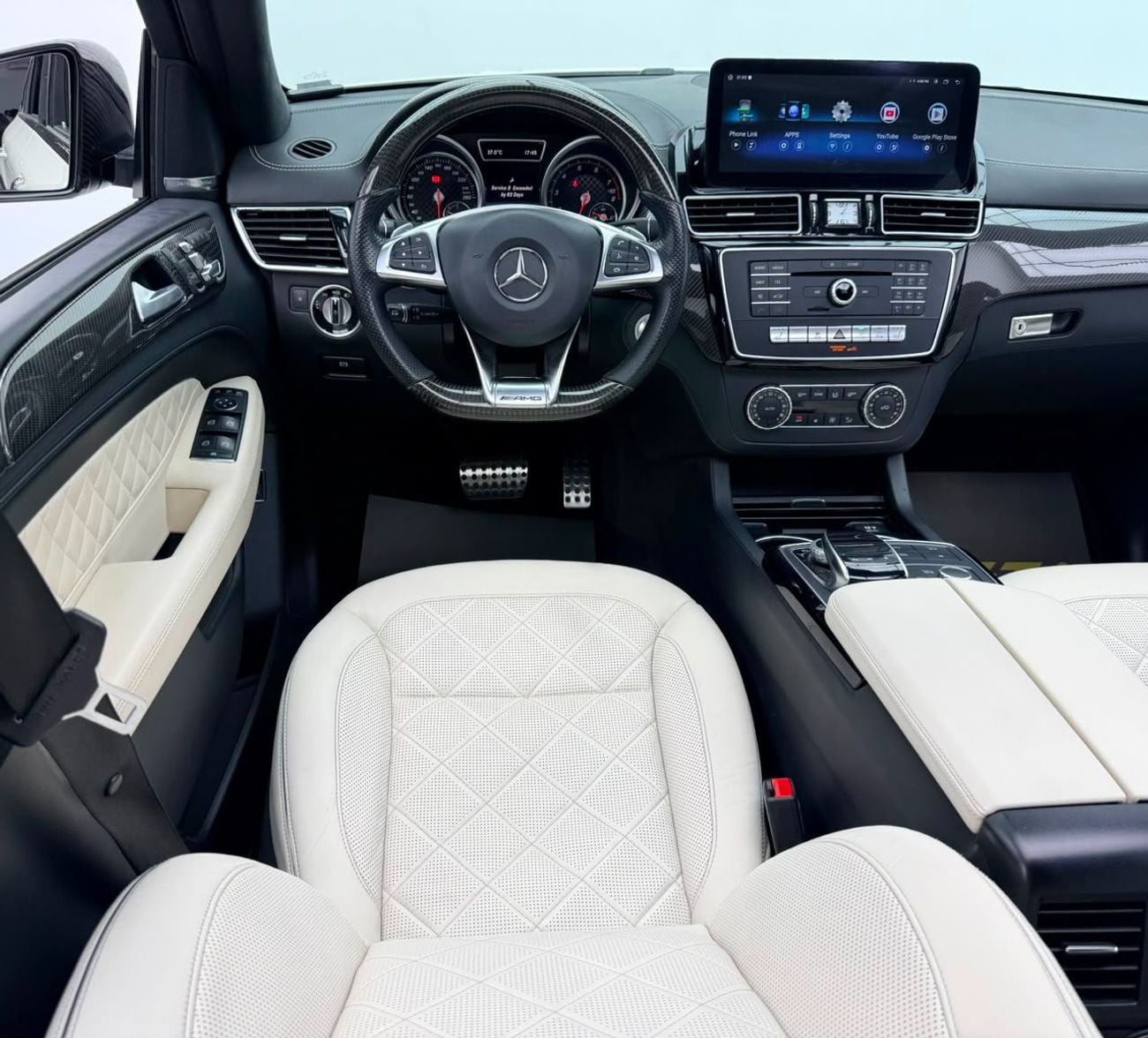 مرسيدس بنز GLE 43 AMG STD 2017 Mercedes Benz GLE43 AMG 4MATIC Coupe, Carbon Fiber Interior, Fully Loaded, Excellent Condition