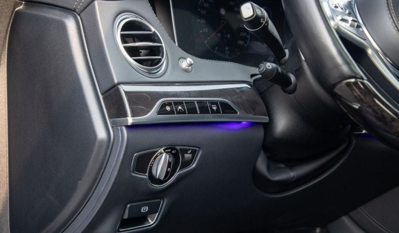 مرسيدس بنز S 560 STANDARD 4.0L Turbo V8 2019 | American Specs | 76,000 kms
