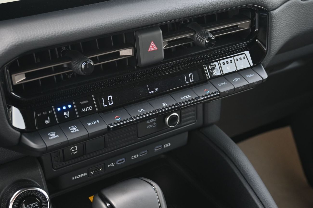 تويوتا برادو Toyota Land Cruiser Prado VX-L, 2.4L Turbo, 4WD