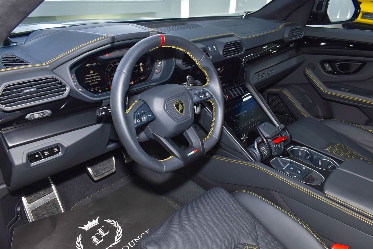 لامبورغيني اوروس LAMBORGHINI URUS S 2024 4-SEATER, VIP CAR, ABSOLUTELY FULL OPTIONS ACCIDENT FREE IN EXCELLENT COND.