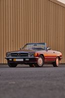 Mercedes-Benz SL 560 - 23,000 Original Kilometres