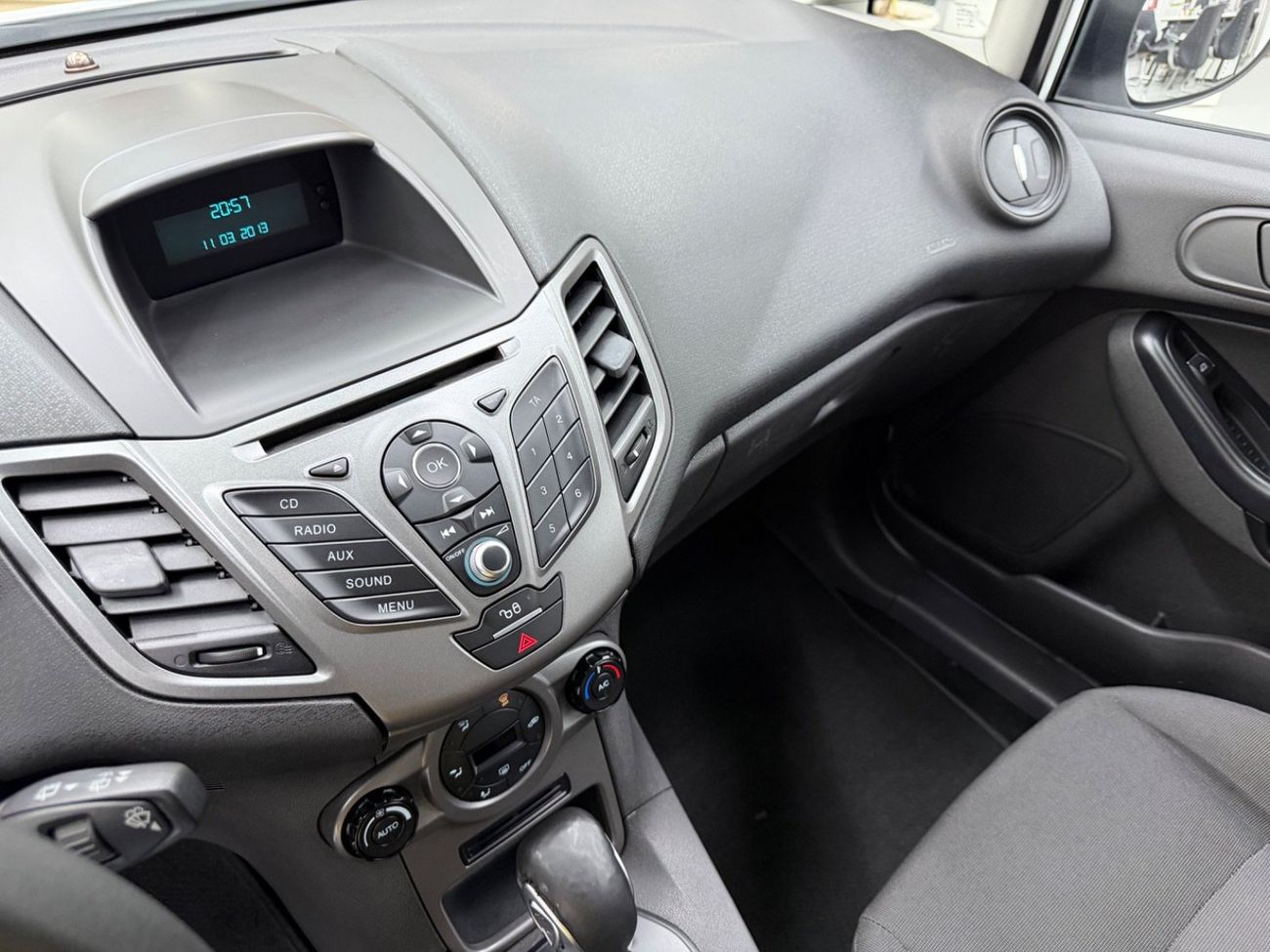 Ford Fiesta GCC .. 4 CYL ..