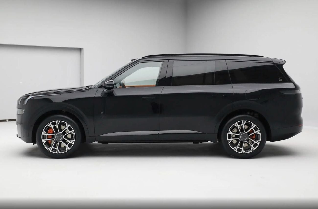 Lynk & Co 900 FLAGSHIP 2.0T