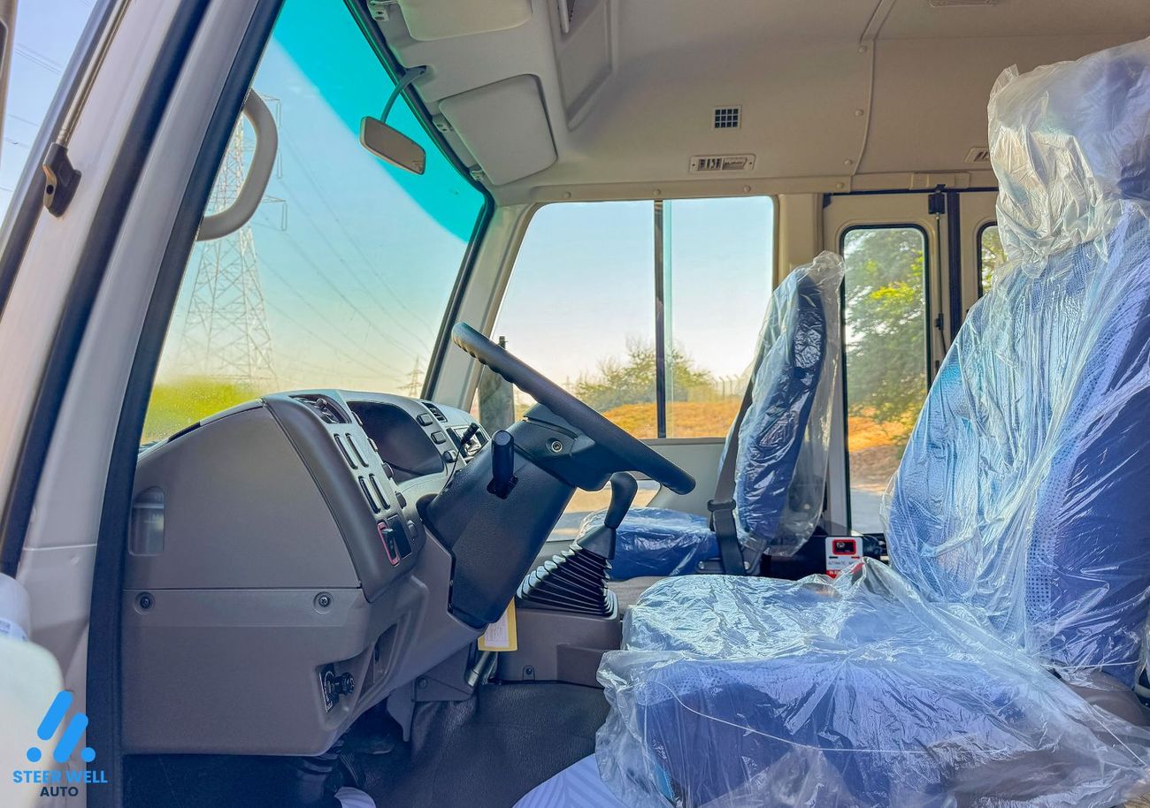 Mitsubishi Rosa 2024 Bus 26 Seater JL Wheelbase Euro 5 - 4 Cylinder with tubeless tires / book now!