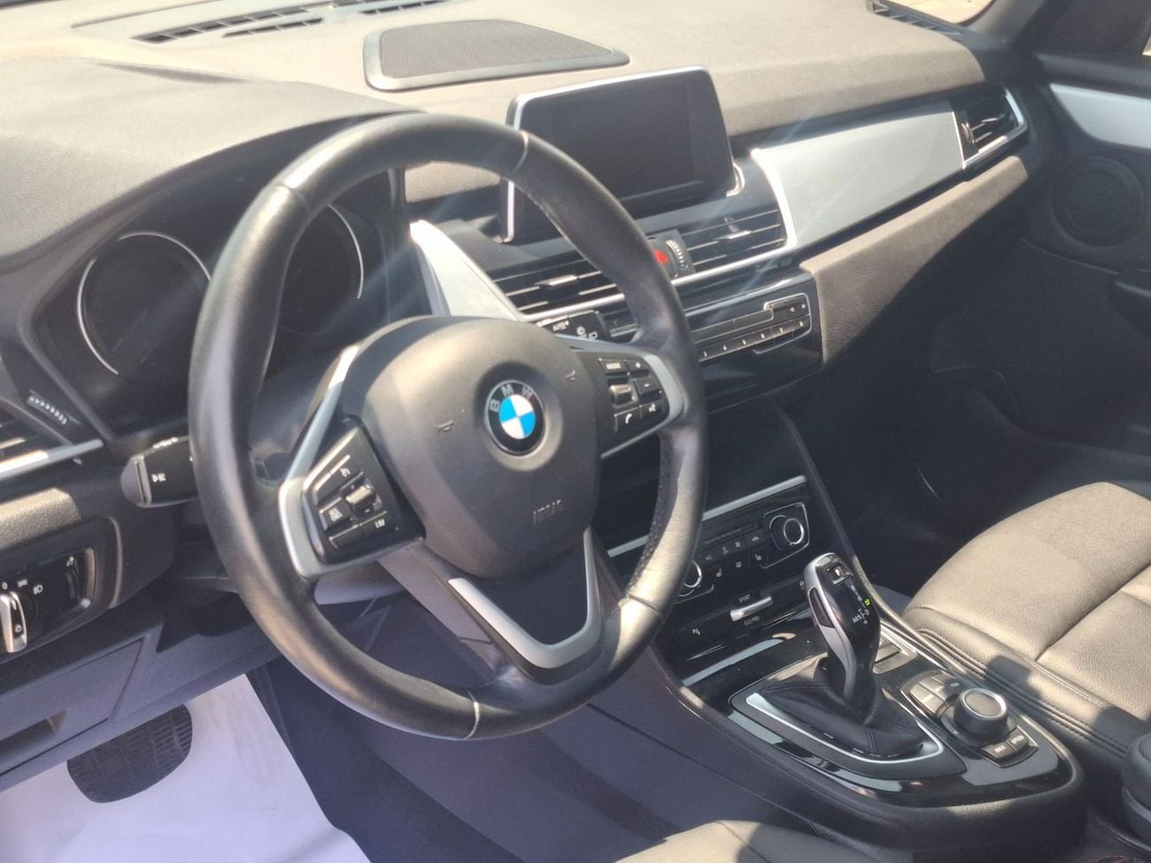 بي أم دبليو 218i أكتيف تورر Bmw 2020