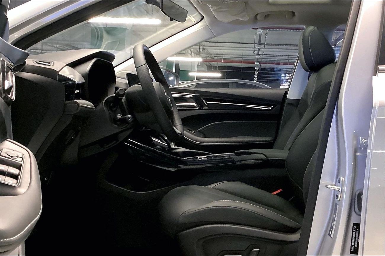 أم جي 5 Luxury | National Day | Start 2026 with the ideal drive | شامل الضمان | 0 ﺪﻔﻋﺓ ﺃﻮﻟﻯ