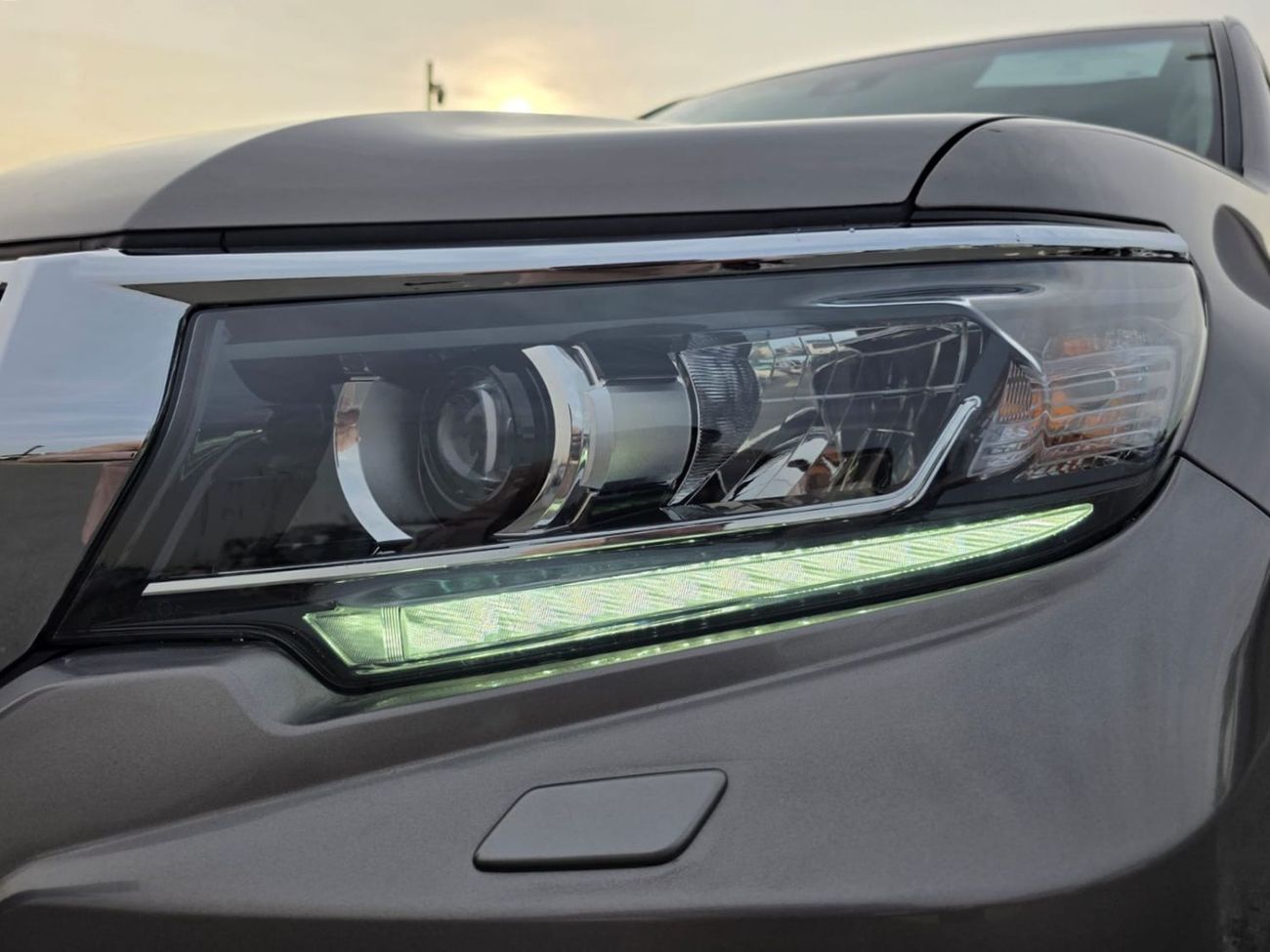 Toyota Land Cruiser TOYOTA LAND CRUISER PRADO SUV RHD 2019 MODEL 2.8 L DIESEL AUTOMATIC(PM52159)