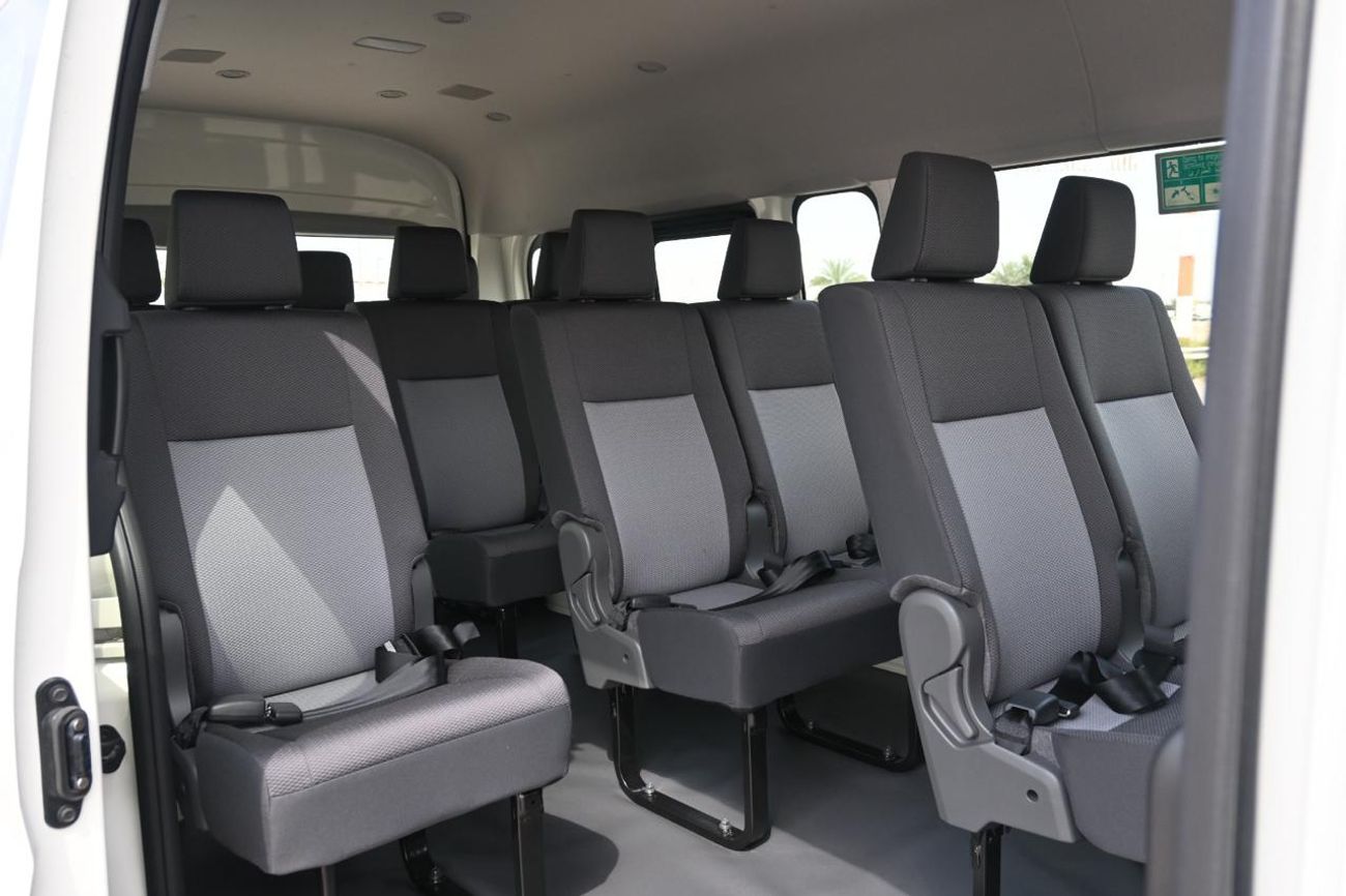 Toyota Hiace GL -High Roof Commuter 3.5L A/T