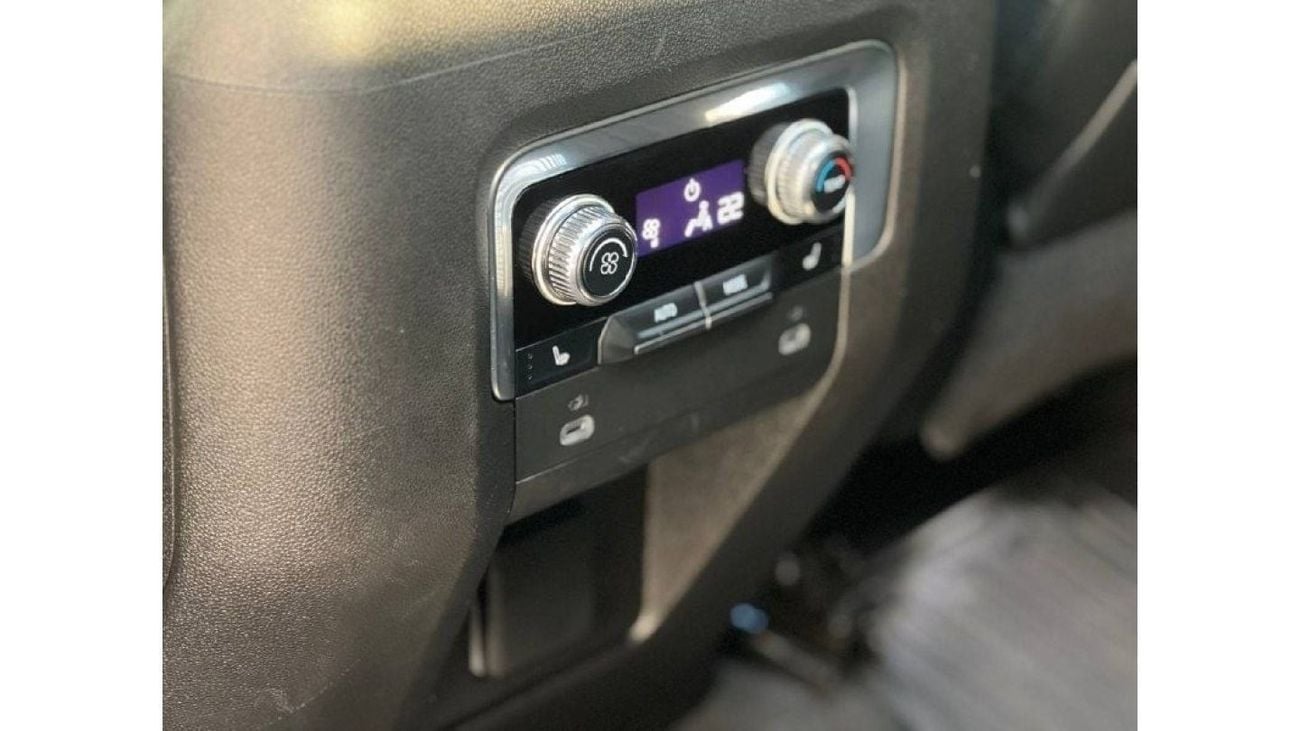 GMC Yukon AT4 5.3L V8 PTR A/T AWD // 2021 // FULL OPTION WITH RADAR , 360 CAMERA , PANORAMIC ROOF // SPECIAL O