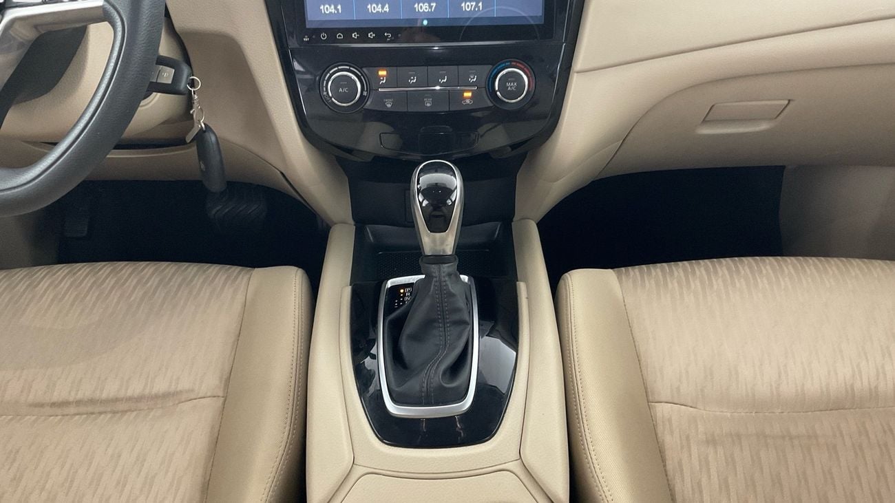 نيسان إكس تريل 2.5 S 2WD 5STR AUTO | شامل الضمان | 0 ﺪﻔﻋﺓ ﺃﻮﻟﻯ