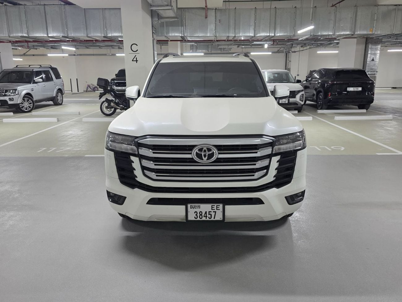Toyota Land Cruiser GXR4