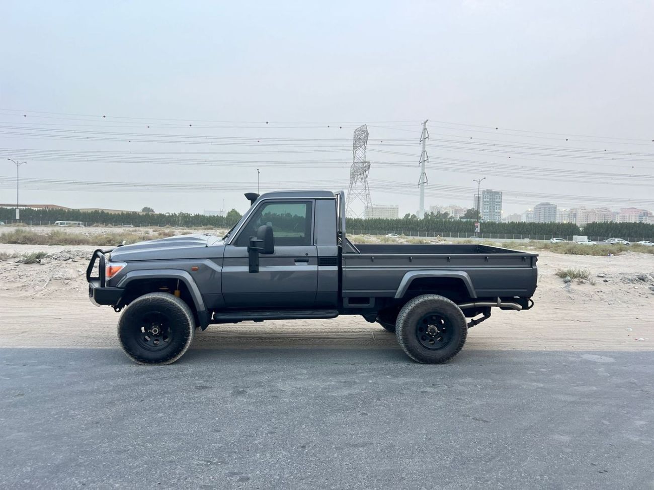 Toyota Land Cruiser Pick Up