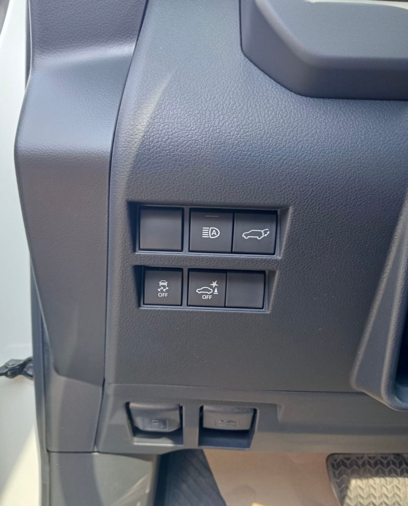 تويوتا لاند كروزر Toyota Land Cruiser LC300 GR Sport 3.5L 2025 Full With soft doors