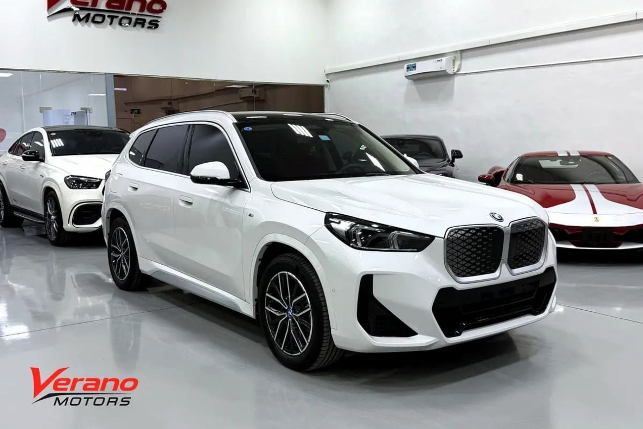 بي أم دبليو iX1 Electric M Sport | Full Options | 500KM Range | Panoramic | 5,000KM Only